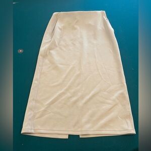 Softstreme skirt size 8 beige